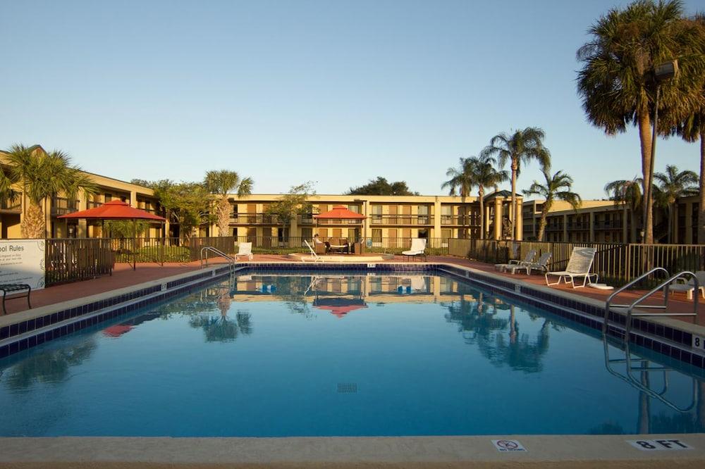 Winter Haven Gardens Inn Exterior photo