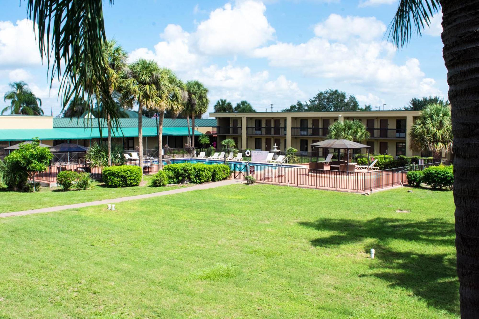 Winter Haven Gardens Inn Exterior photo